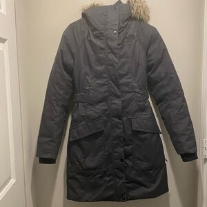 The North Face Outer Boroughs Dark Grey Heather Women’s Size XS EUC Winter Warm